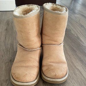 Ugg Classic Short II